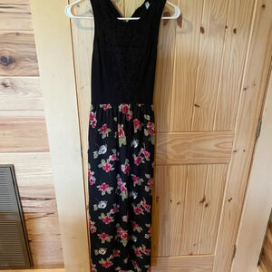Xhilaration black floral‎ maxi dress size XS
